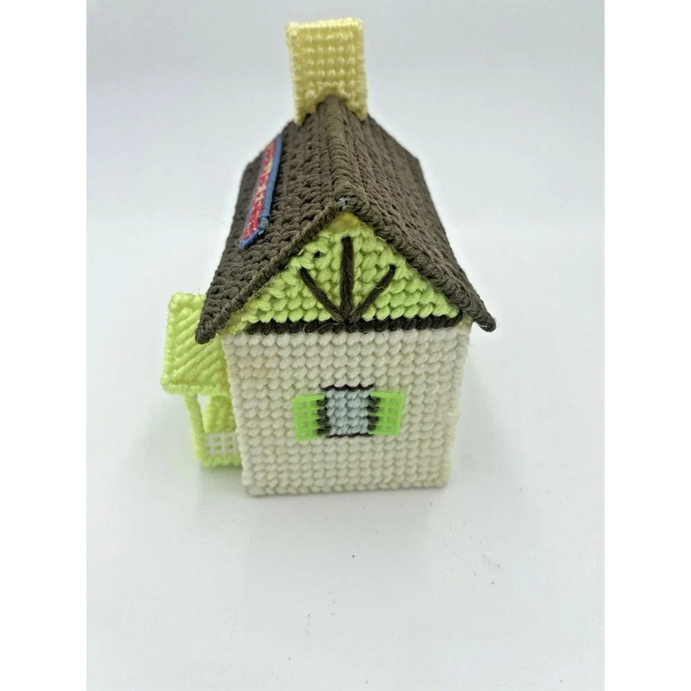 Vtg 70s Yarn Needlepoint Completed Car Dealership‎ &Cottage House Plastic Canvas